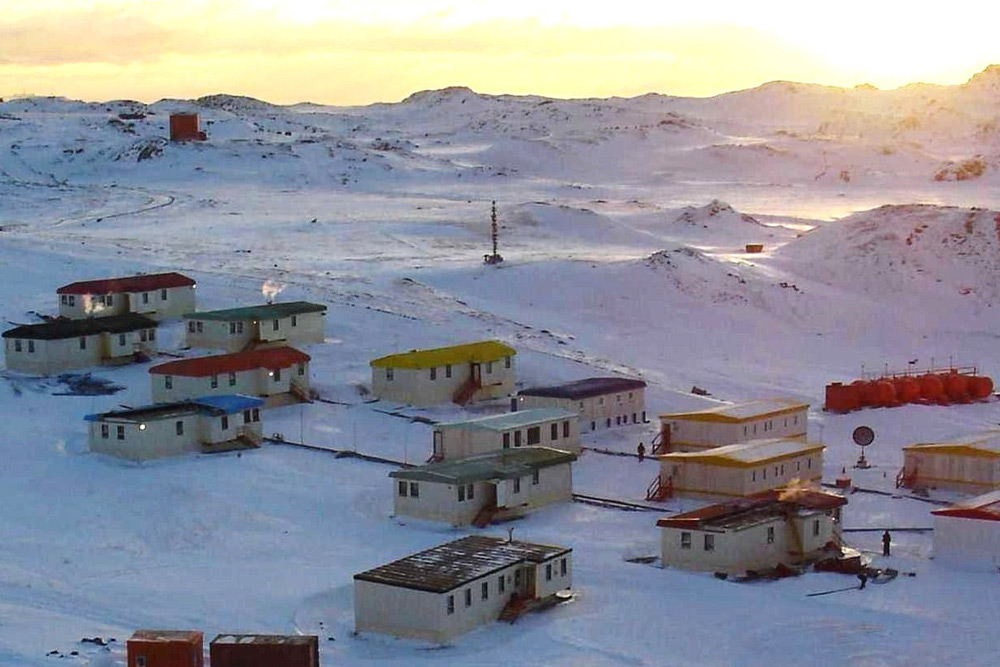Villa Las Estrellas, Antarctica