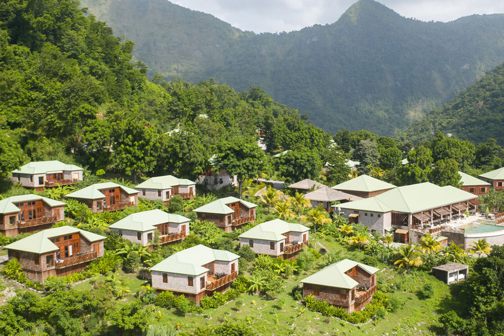 سفر به دومینیکا