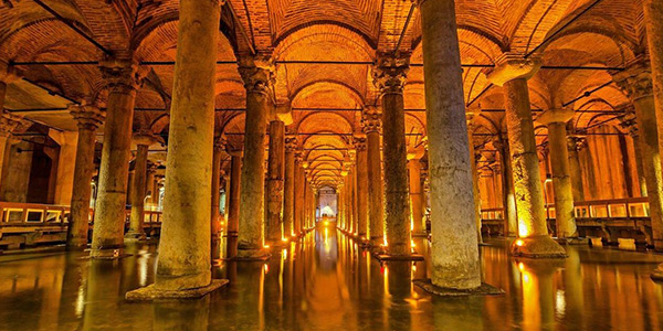 Underground art tour