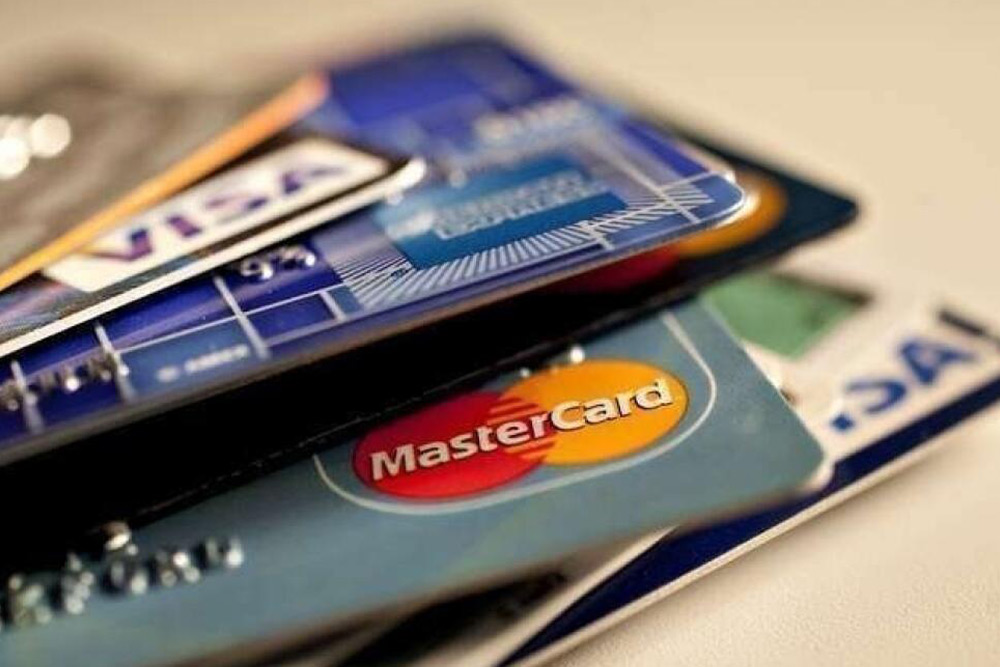 دبیت کارت دبی