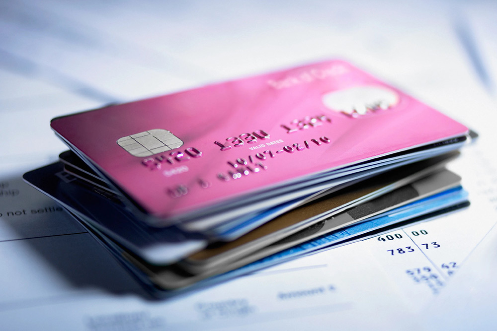 Cash or Dubai debit card