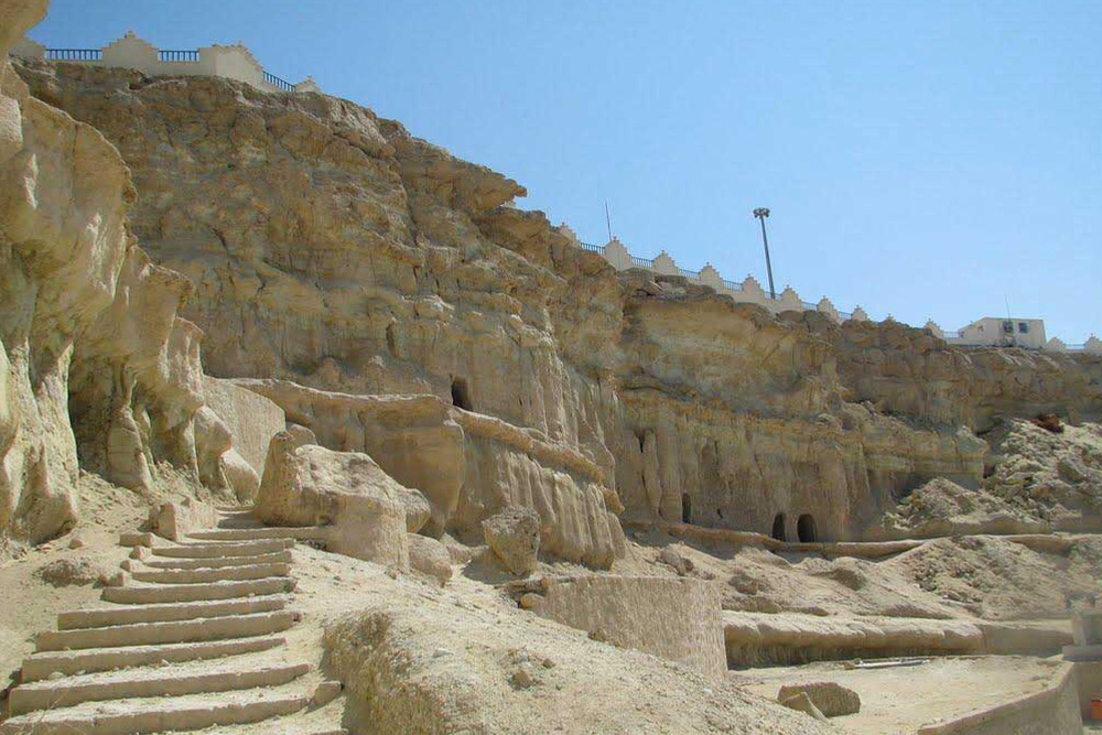 غار خربس  از جاهای دیدنی قشم