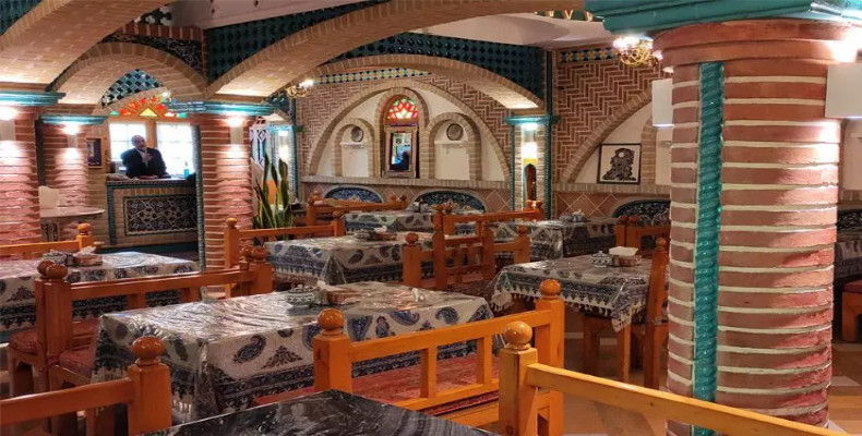 سفره خانه سنتی باربد