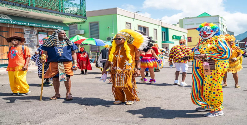 فرهنگ دومینیکا