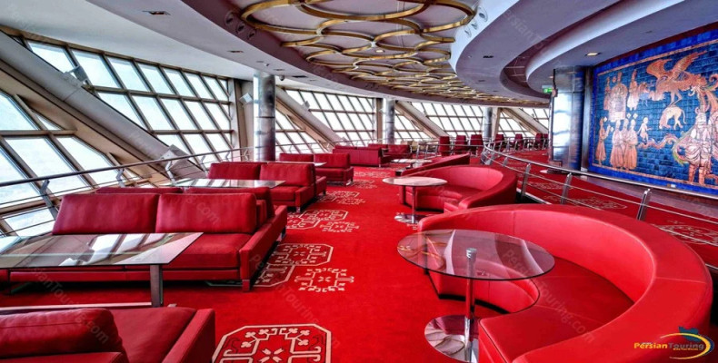 رستوران گردان برج میلاد از بهترین رستوران های تهران