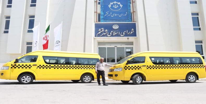 راهنمای حمل و نقل در قشم؛ اجاره خودرو یا ون؟