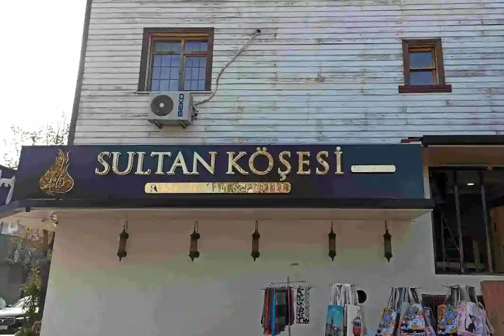 Sultan Köşesi
