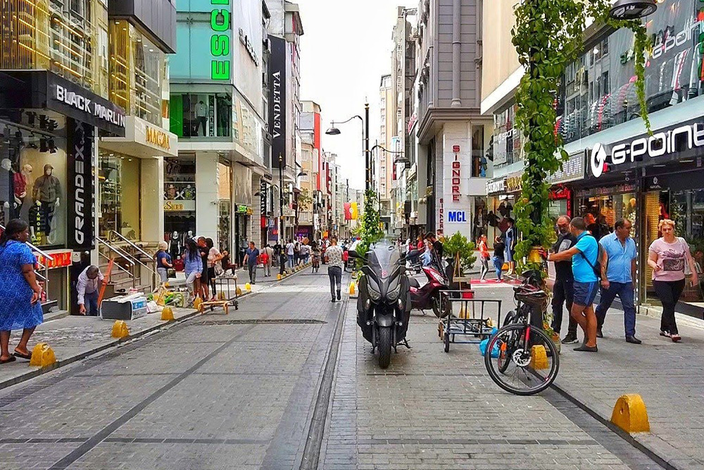 Laleli wholesale market in Istanbul