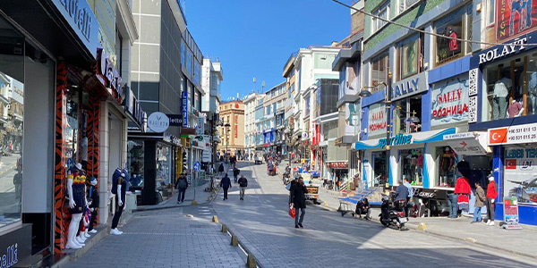 Osman Bey market in Istanbul