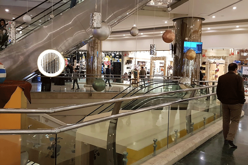 کیف و کفش در کاسپین