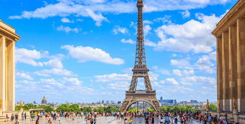 سفر به پاریس در اردیبهشت؛ یک سمفونی عاشقانه !