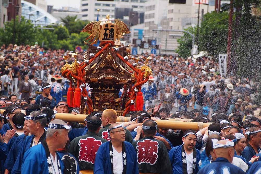 fukagawa hachiman festival