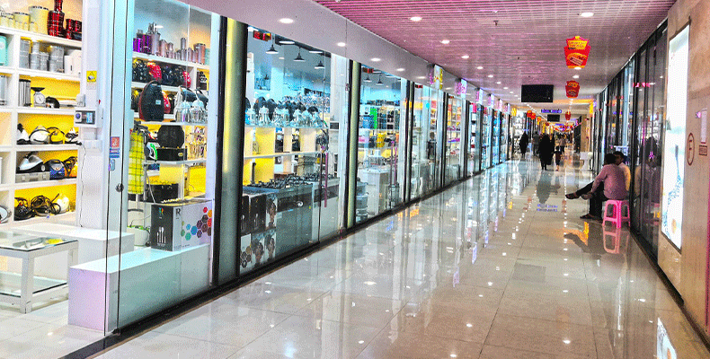 مرکز خرید آسمان شهر؛ تنوع فروشگاهها برای خرید و سوغاتی