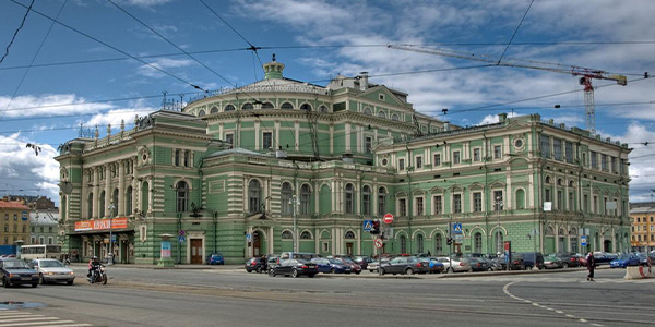 تئاتر مارینسکی روسیه؛ صحنهی کهن شاهکارهای جهانی