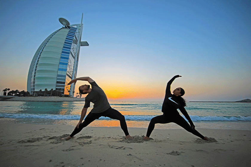 دبی در اردیبهشت