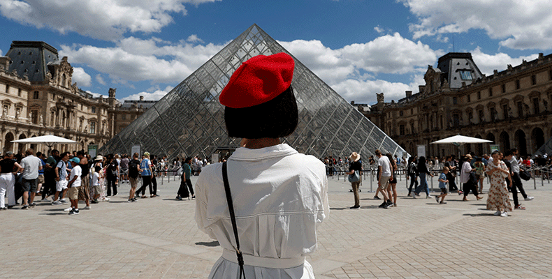 پاریس در تیرماه؛ سایهها کوتاه و خاطرات طولانی میشوند!