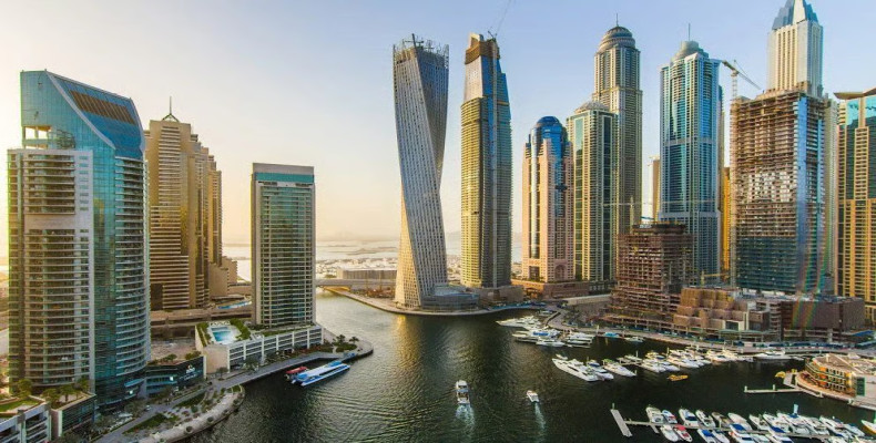  برج کاین در منطقه دبی مارینا