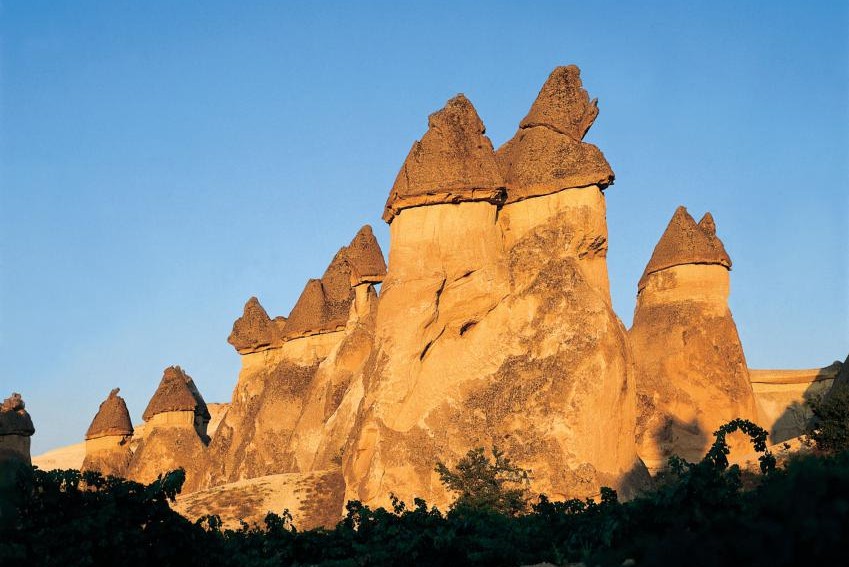 استانبول یا کاپادوکیا؛ تاریخچه