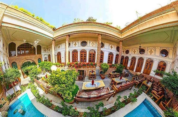 رستوران ترنج: لذت خوردن در قلب محله‌ی جلفا