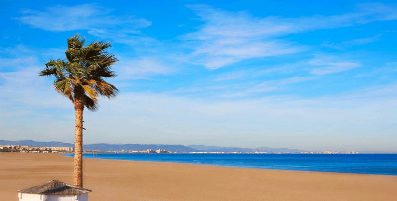 ساحل Malvarrosa Beach