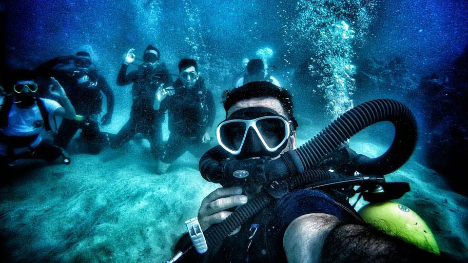 اطلاعاتی در مورد کلبه غواصی چابهار