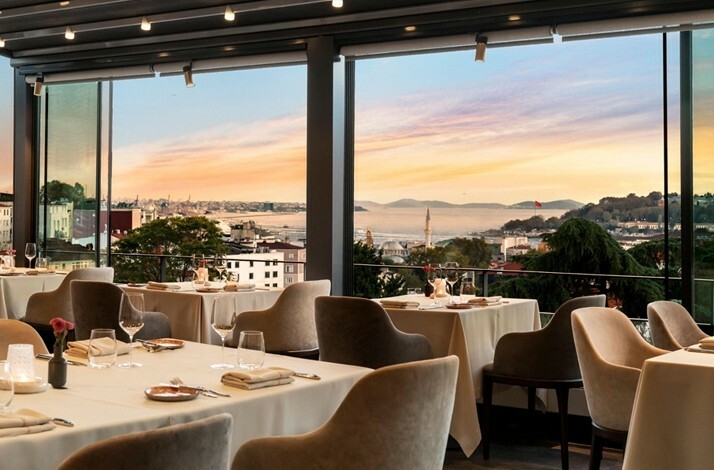 رستوران نیکول (Nicole)؛ رستوران های دارای ستاره میشلن در استانبول