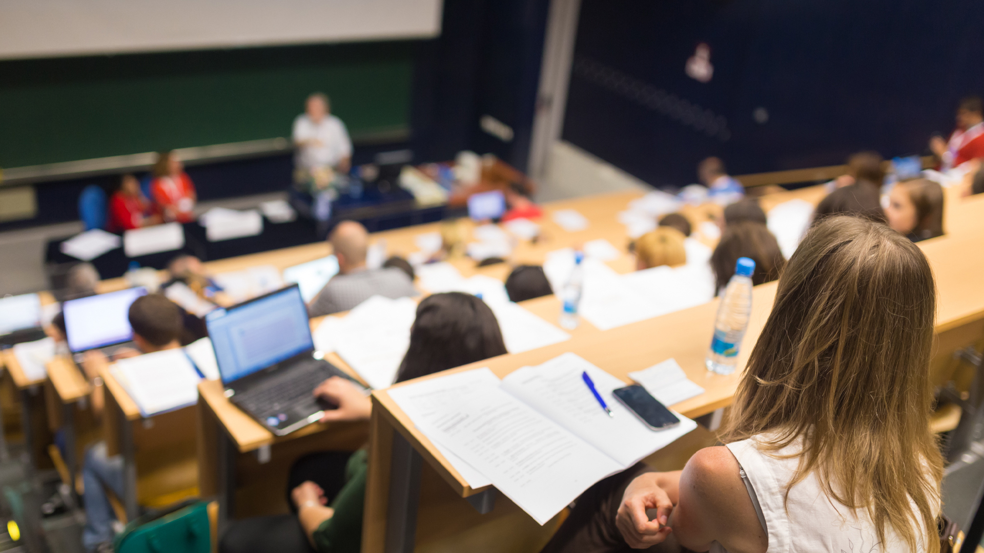 اقامت در دومینیکا از طریق تحصیل