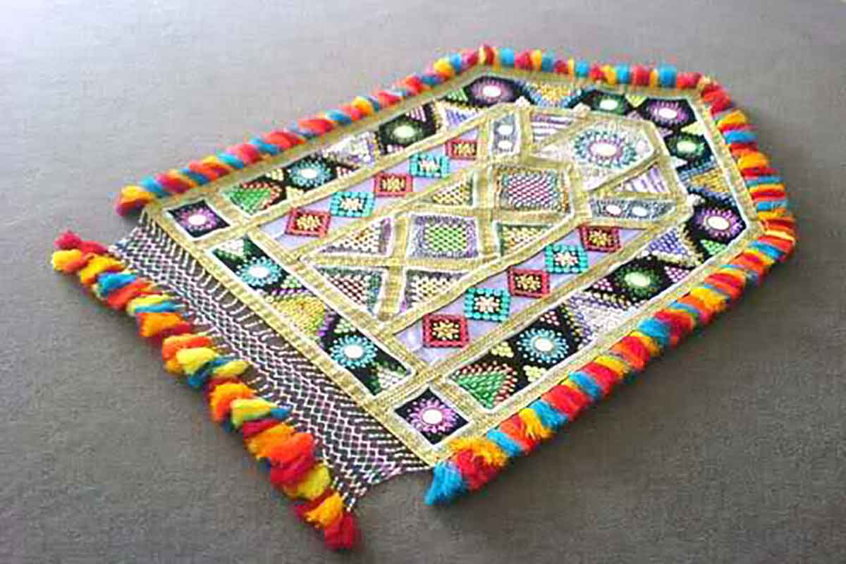 گلیم‌بافی: نمایانگر هنر و زندگی عشایر و روستاییان