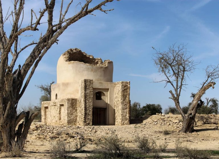 رمز و رازهای مقبره بیبی مریم قشم