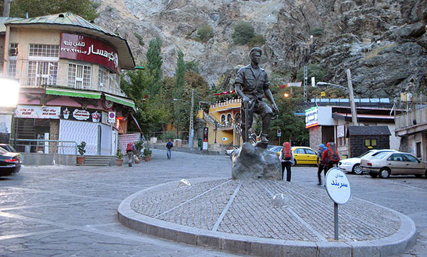 میدان دربند