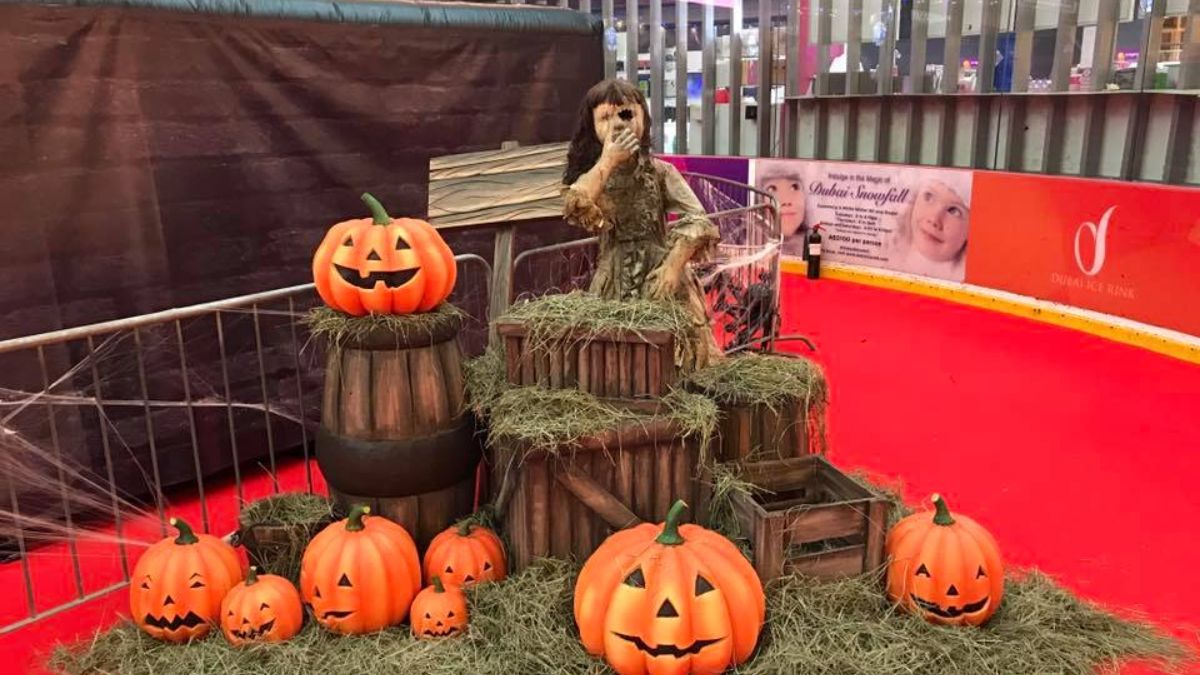 هالوین در سفر به دبی در پاییز