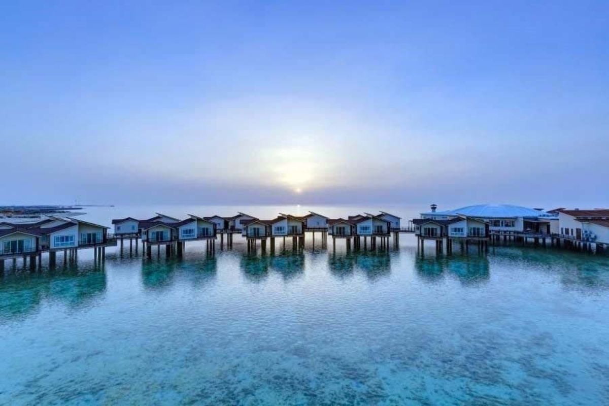 پاییز؛ بهترین زمان تفریحات آبی در کیش