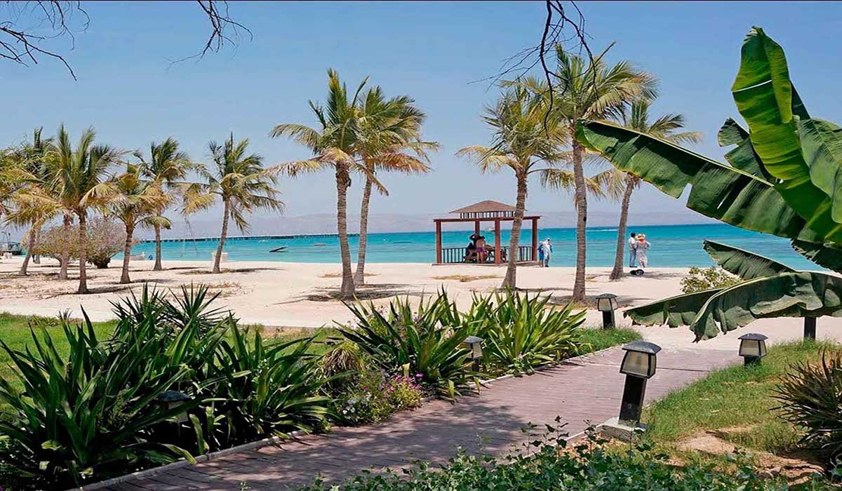 زمان سفر به کیش