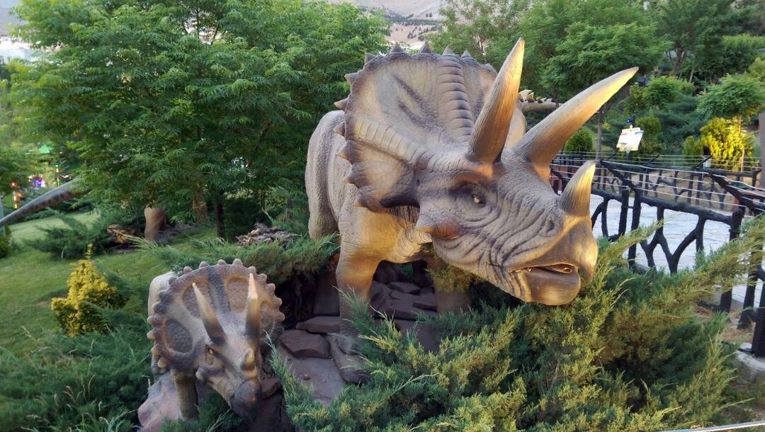 پارک ژوراسیک تهران