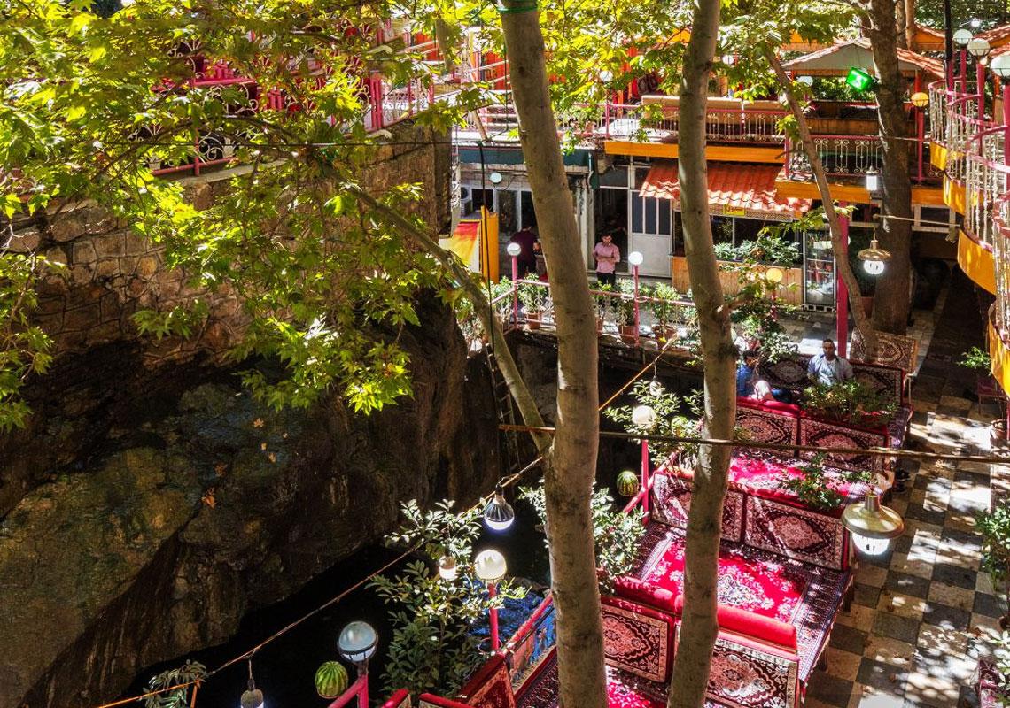 رستوران جوانان ۳