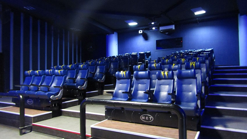 سینما ۵ بعدی مجتمع الماس شرق