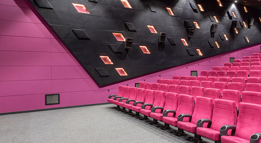 بهترین سینماهای شیراز؛ تفریح به سبک فیلم‌بازان