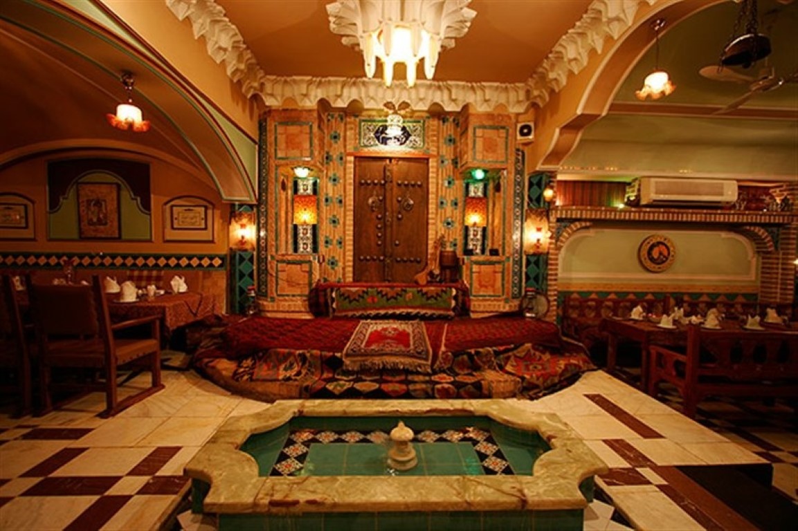 رستوران سنتی باغ فردوس