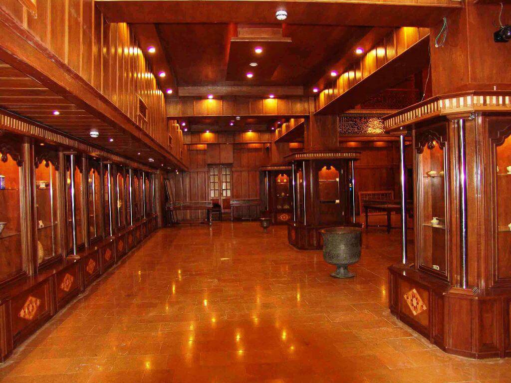 موزه شاهچراغ