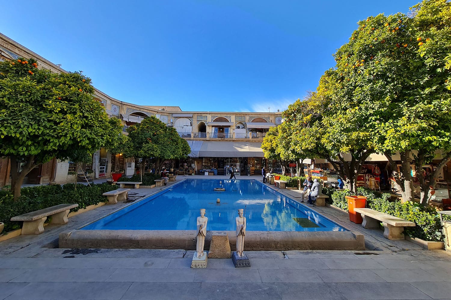 تفریحات رایگان شیراز