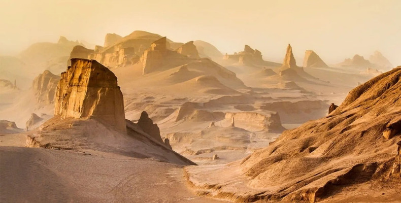 بهار در ایران کجا بریم، کویر شهداد