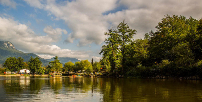 دریاچه شورمست