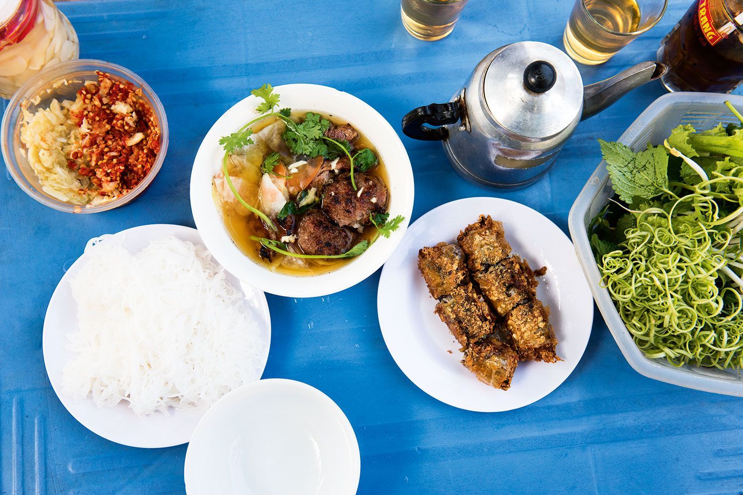 صبحانه در پاریس