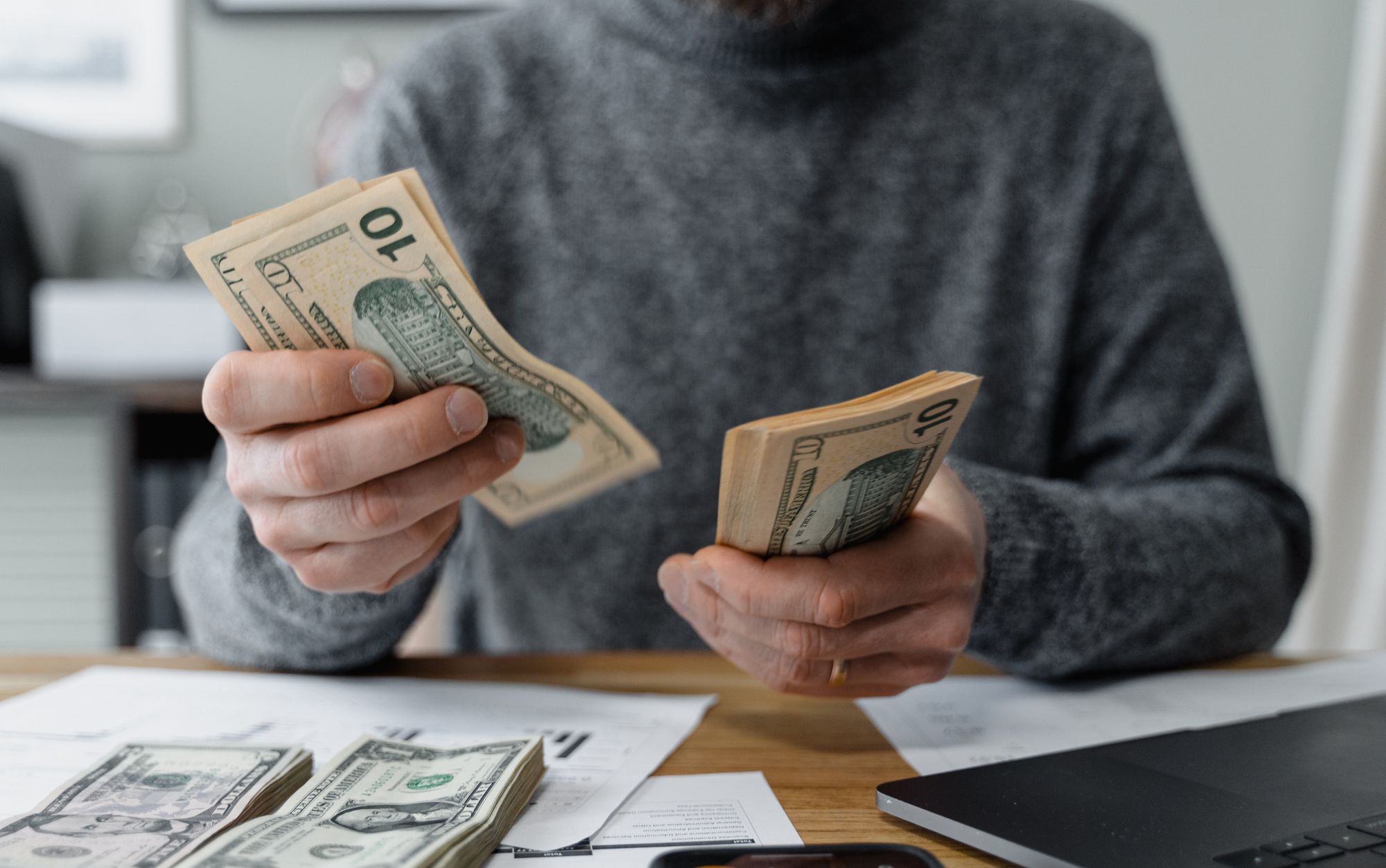 میانگین حقوق در انگلیس