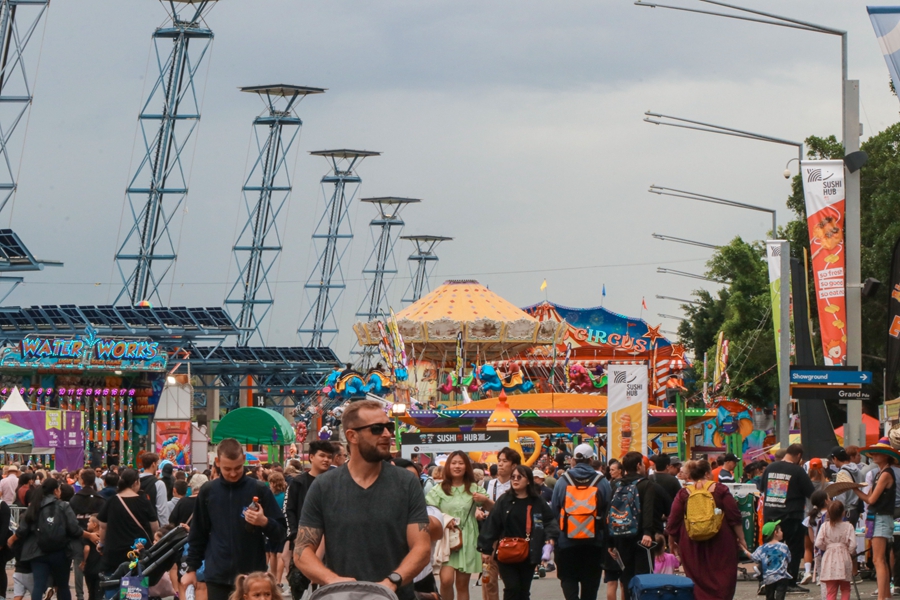 رویال ایستر شو 