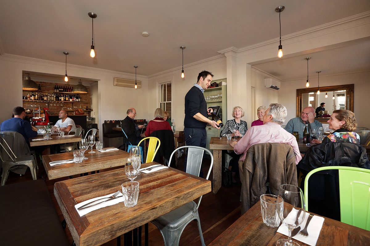 رستوران ساگرا