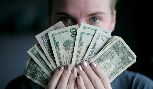 هر آنچه باید درباره میانگین حقوق در انگلیس بدانید