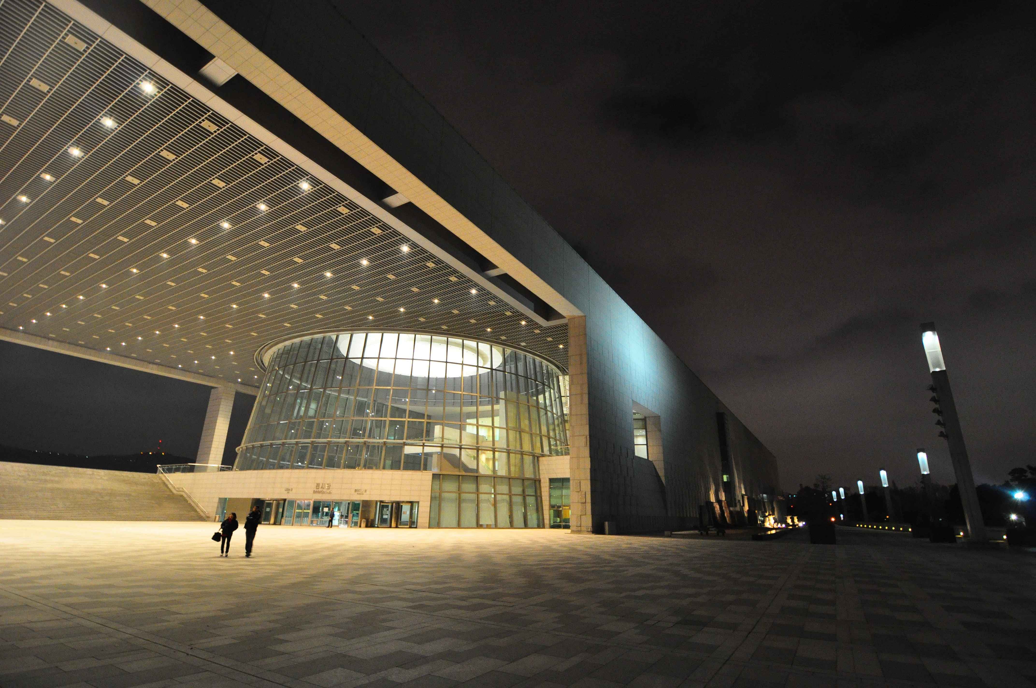 تاریخچه کاخ شون برون شهر وین