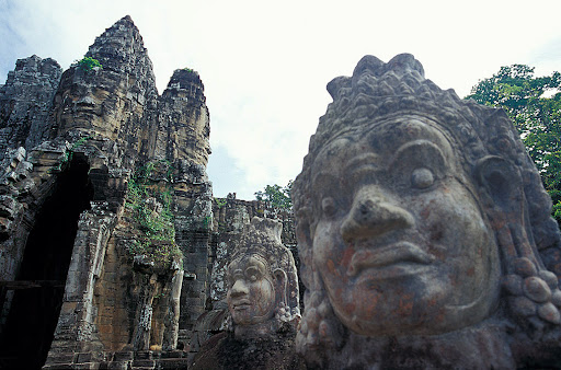 تصویر حماسه‌های اساطیر هندو بر در و دیوار