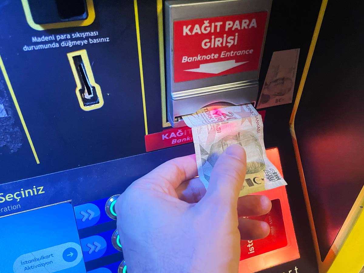 دستگاه atm